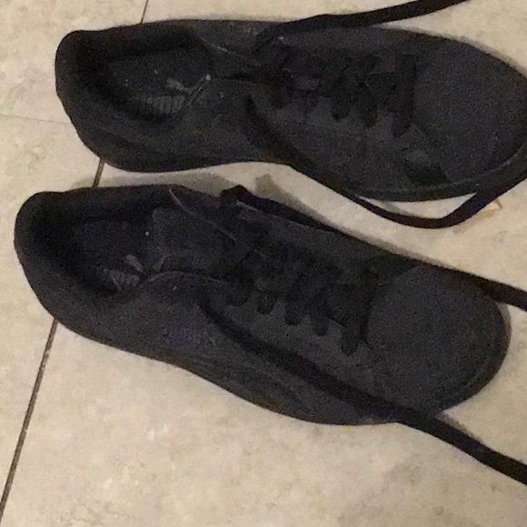 mens black puma shoes